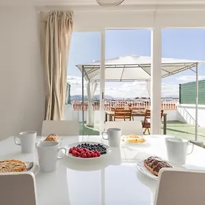 Fun Building By Homeabout Apartament Malaga