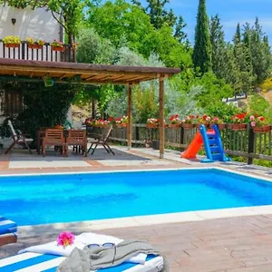  Vakantiehuis El Tajil Spanje