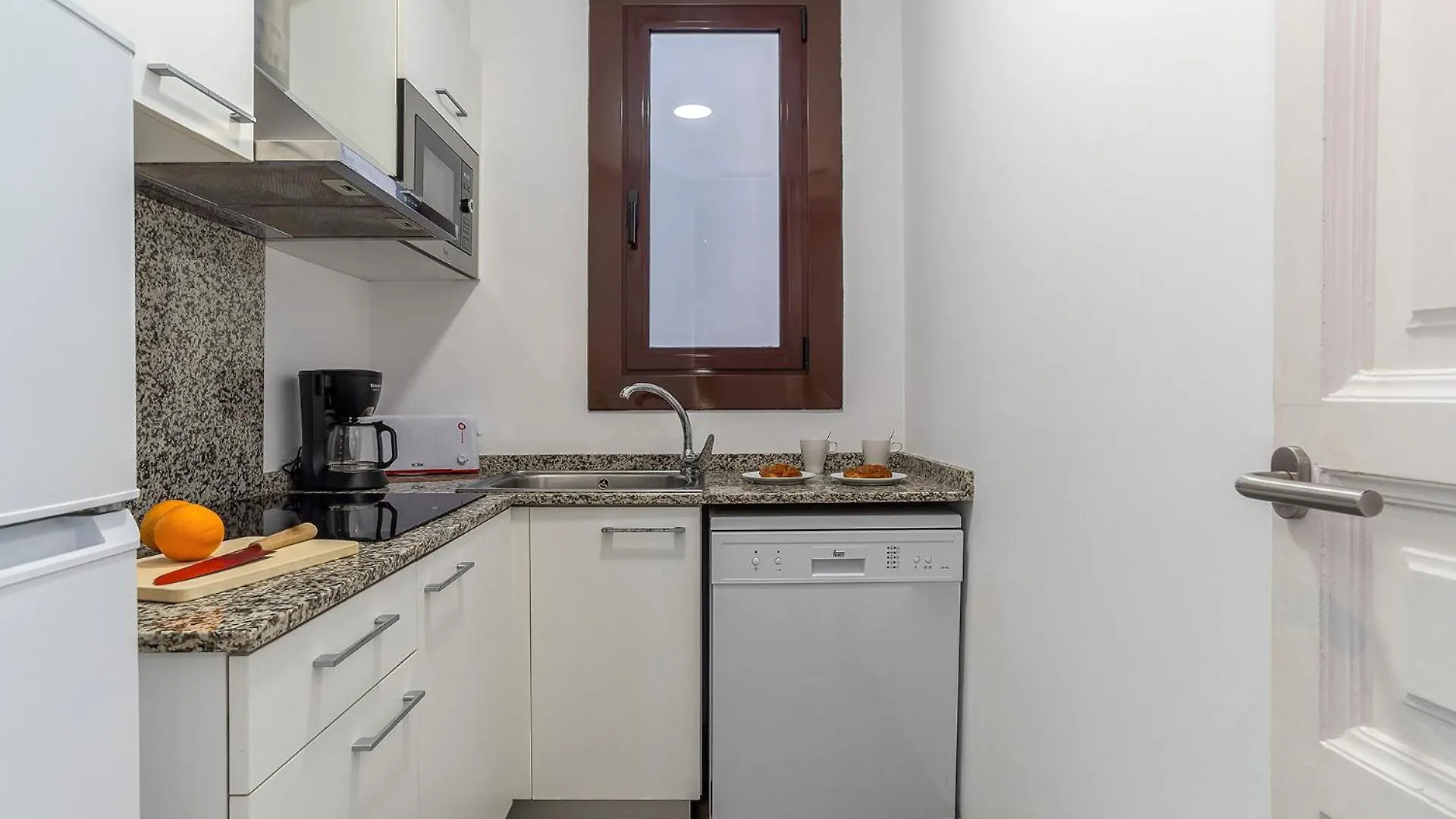 Ab Marina Apartments